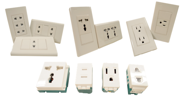 Safety Tips On Using Electrical Devices [Extension & Outlets] For Christmas Decorations